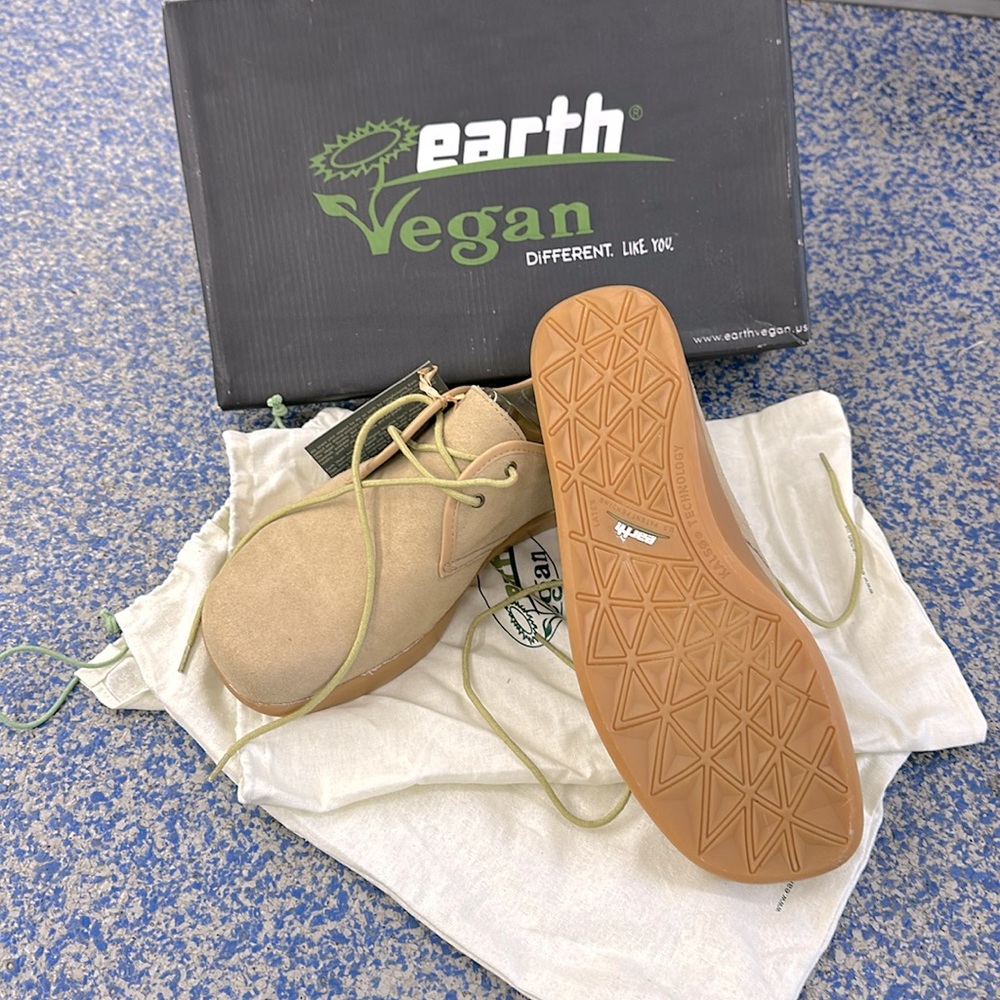 Brand new earth vegan men’s shoes
